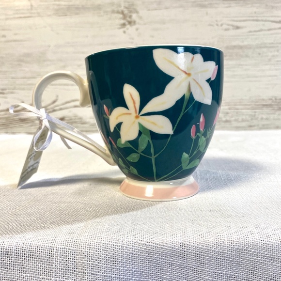 The English Mug Co Footed Floral Mug Green and Pink - Picture 5 of 7